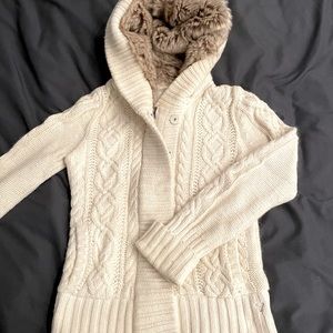 American Eagle fur sweater. Size S.